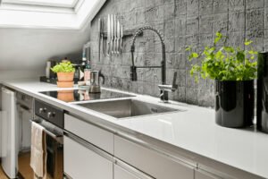 Aktivkohle zur Geruchsabsorption in einem Raum